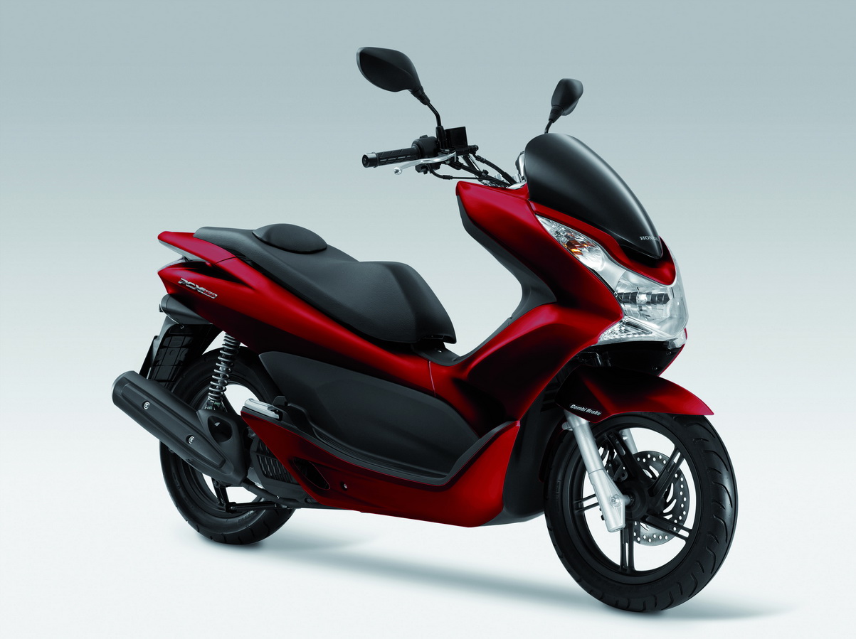 Фото скутера Honda PCX150