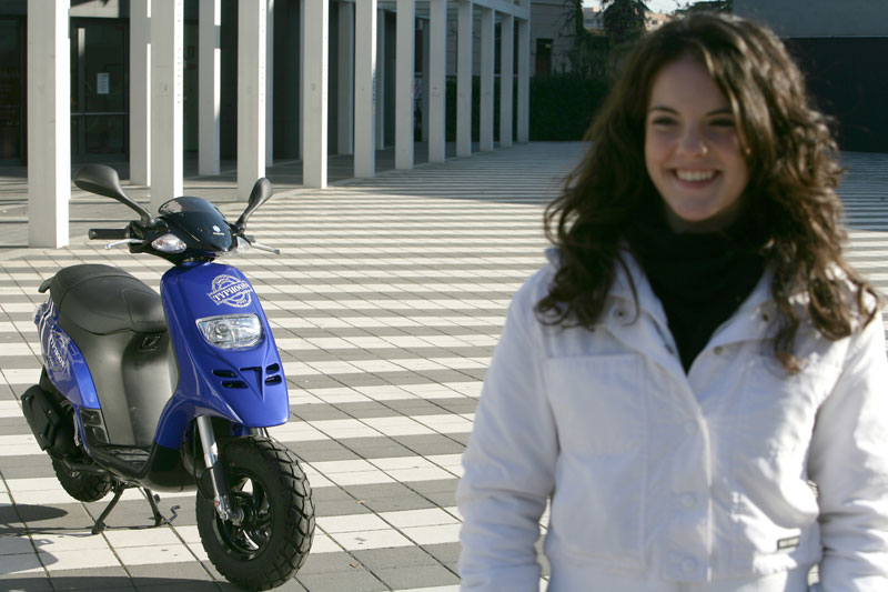 Фото скутера Piaggio Typhoon 50